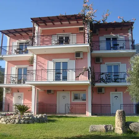 Elpida Apartment *