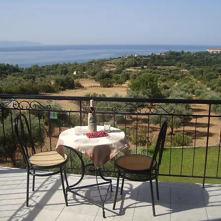 Elpida Apartment