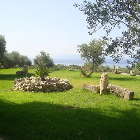 Apartment Elpida *